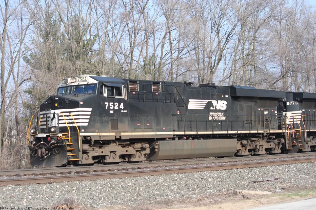 NS 7524