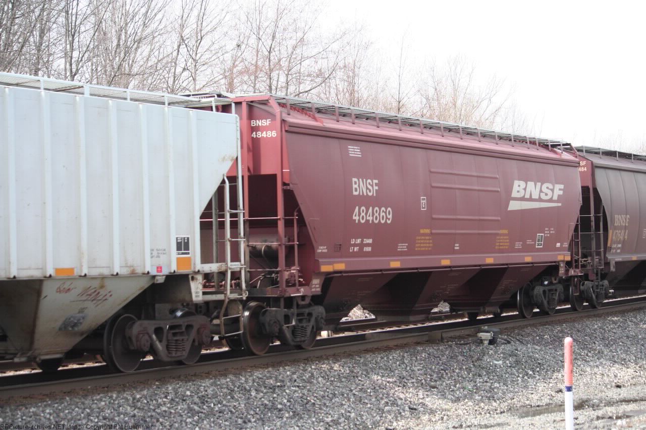 BNSF 484869