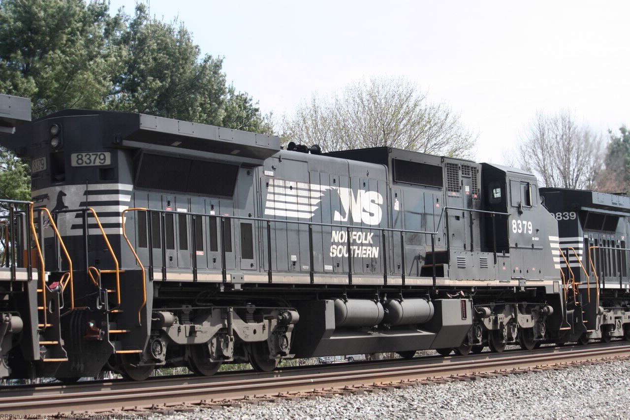 NS 8379