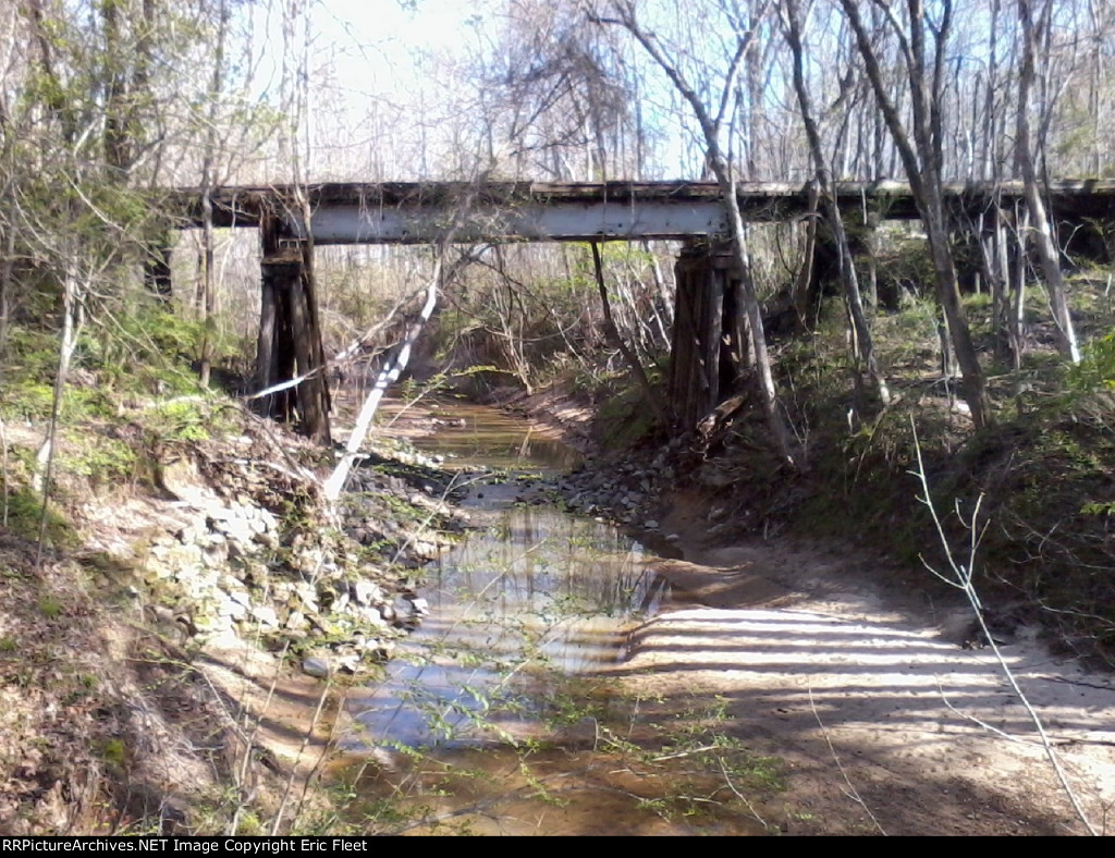 Old Iron Trestle crossing Gray's Creek