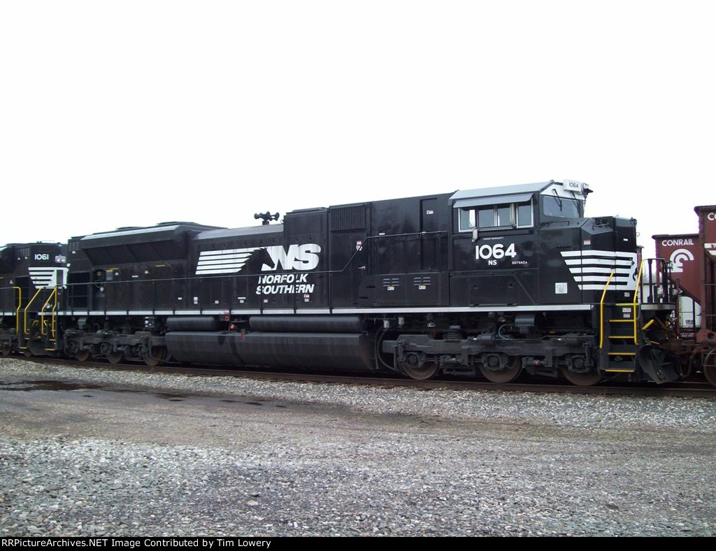 NS SD70ACe 1064
