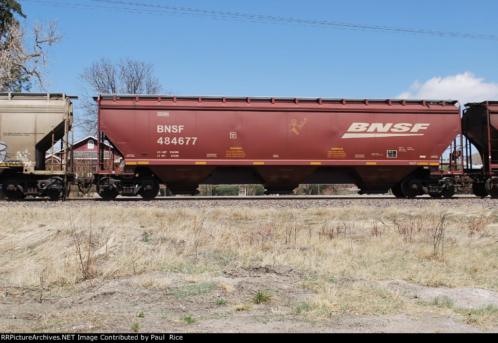 BNSF 484677