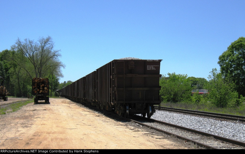 Utilco Mantis crane setup and support equipment for derailment cleanup in 2011 on CSX AWP-WofA 