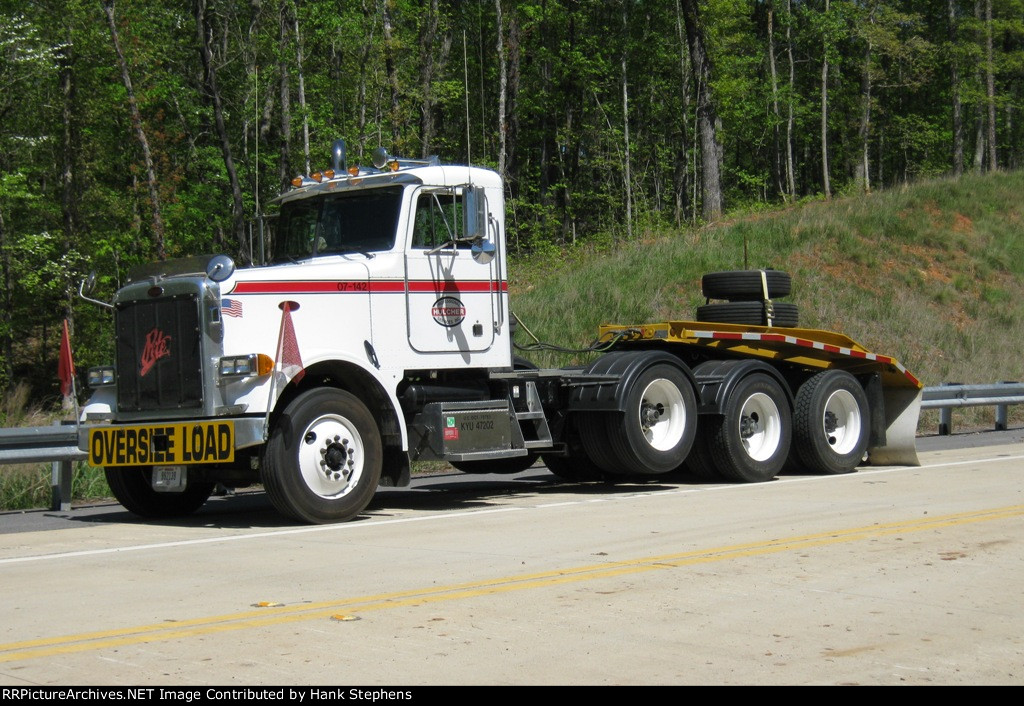 Derailment Services Equipment responding to CSX Derailment on AWP-WofA