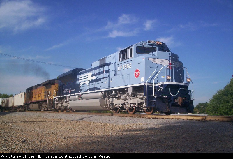 UP 1982