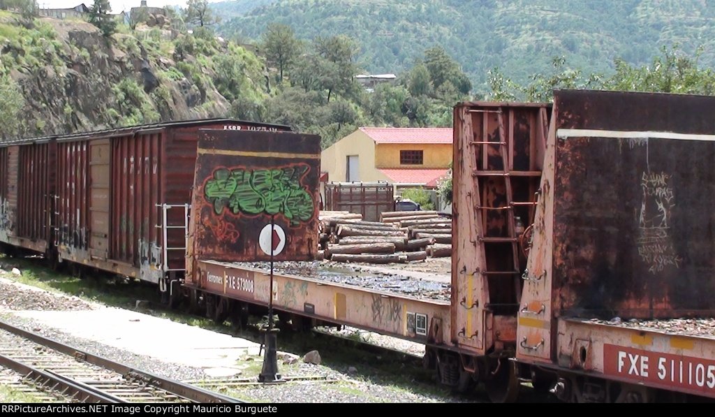 Rolling stock at Bahuichivo