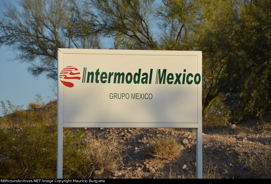 Intermodal Mexico Sign - Hermosillo Terminal