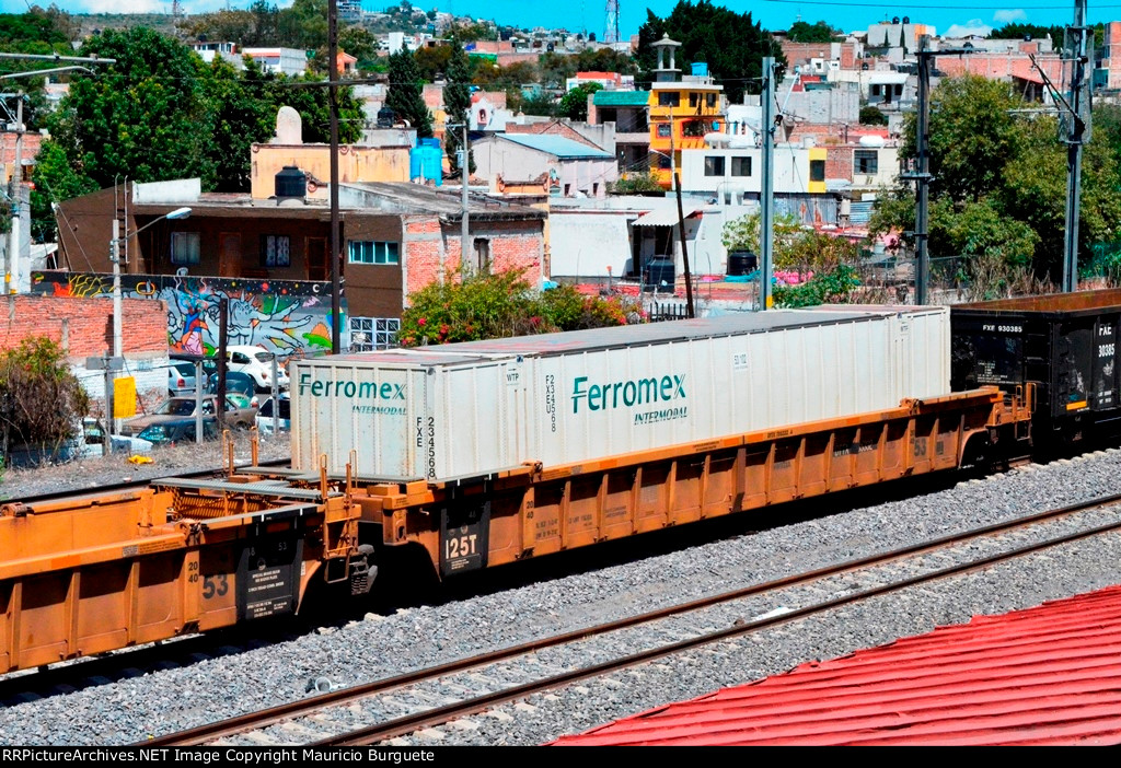 DTTX Double Stack Car "A" unit with FXEU container