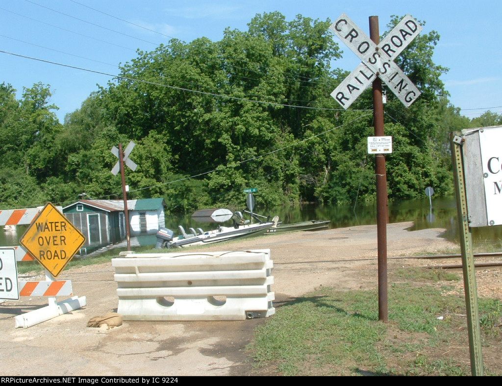 Chickasaw Road crossing