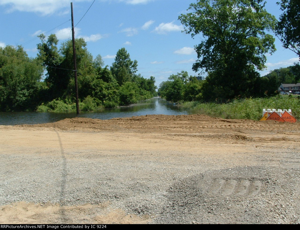 Looking north from Anderson Tully levee at Ford Street