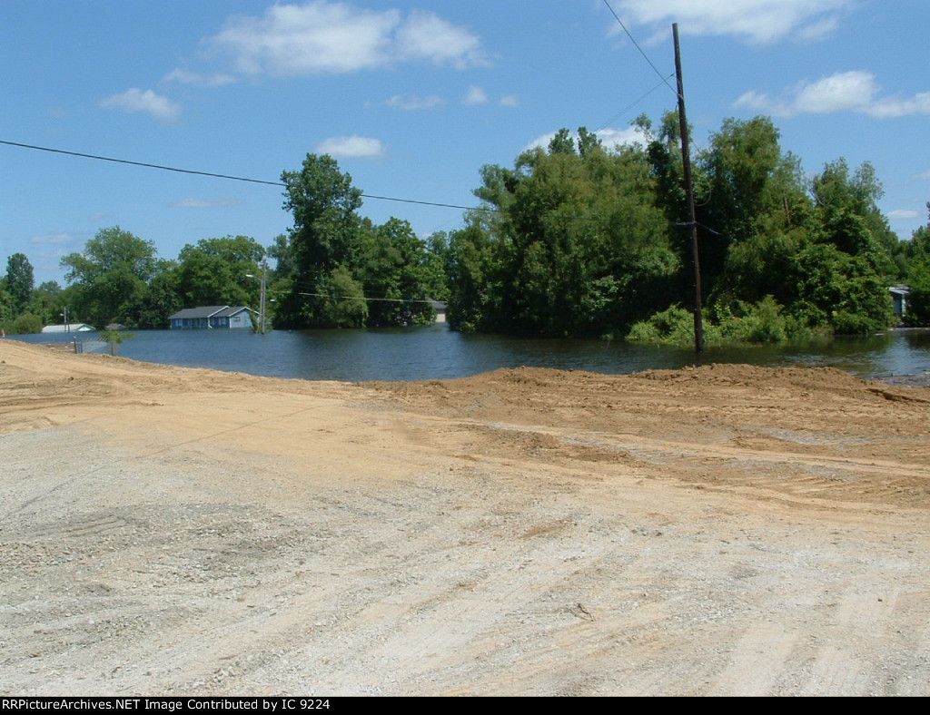 Floodwaters at Ford Street