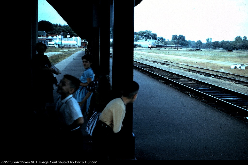 KCS 27 rolls into the Joplin MO station in 1960