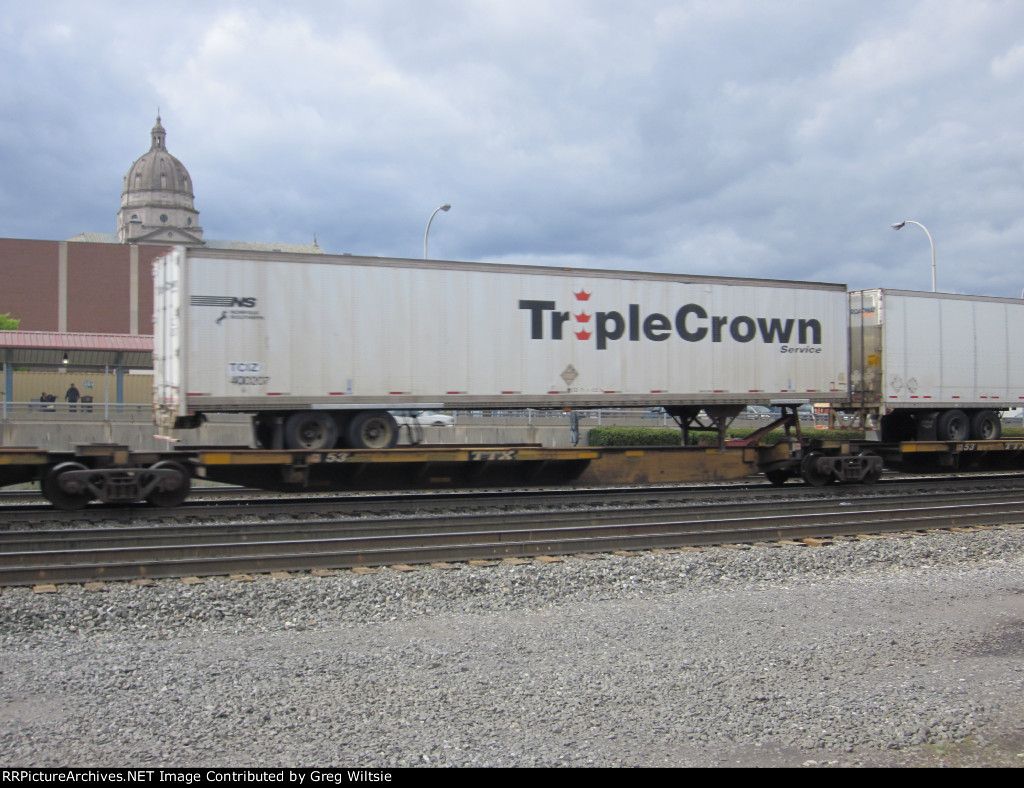 Triple Crown (TCIZ) Trailer 400207