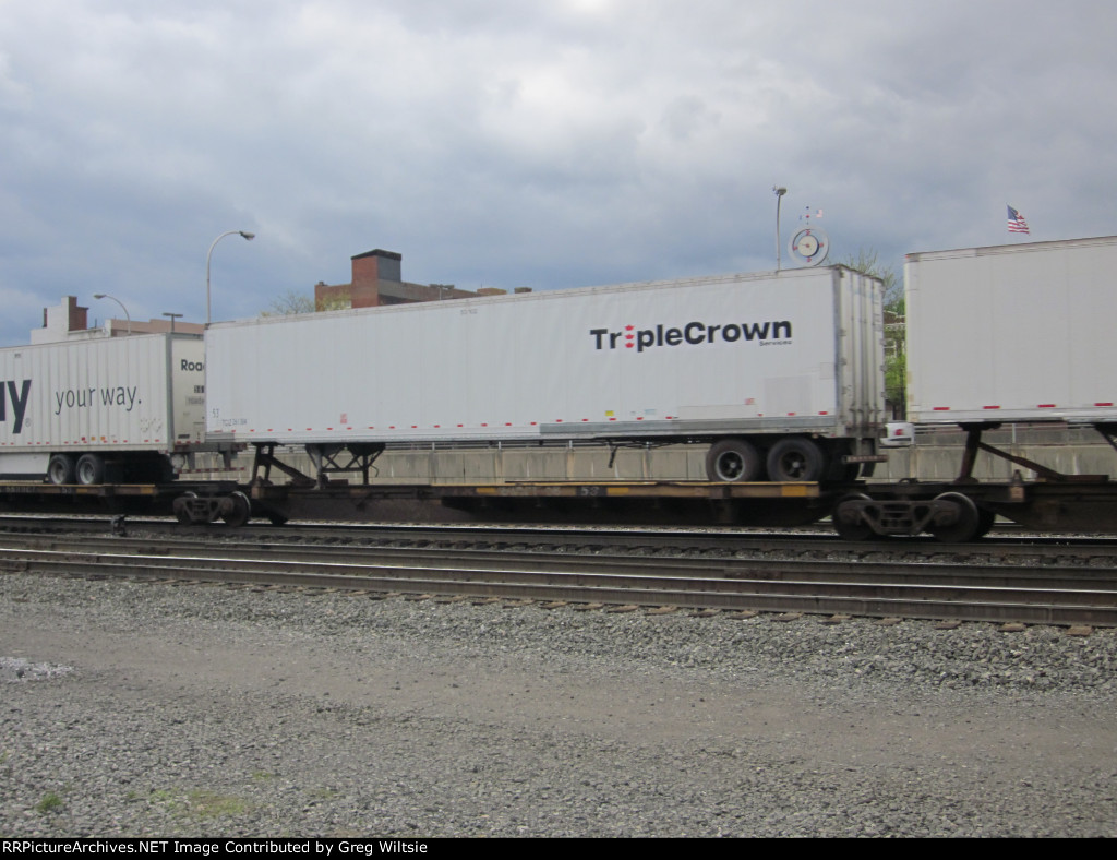 Triple Crown (TCIZ) Trailer 261304