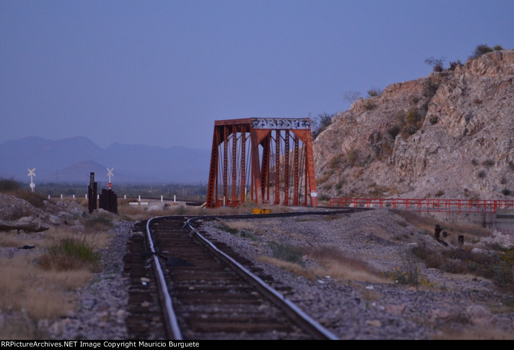 Bridge over Hermosillo's Dam