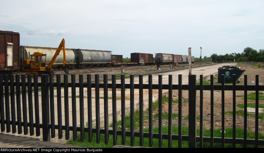 Los Mochis Station yard