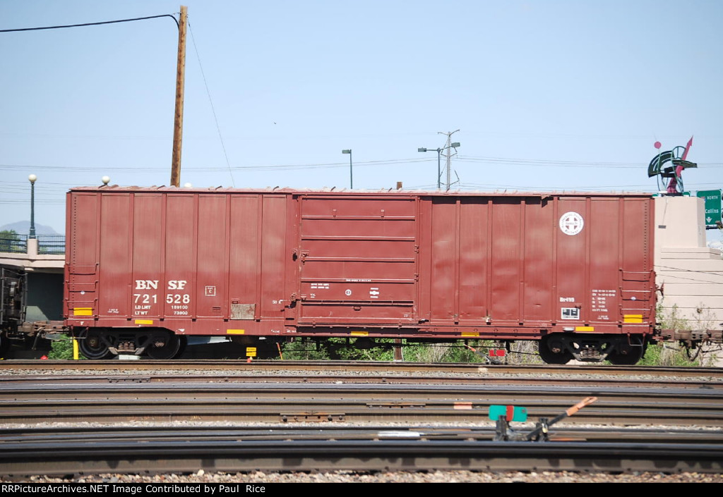 BNSF 721528