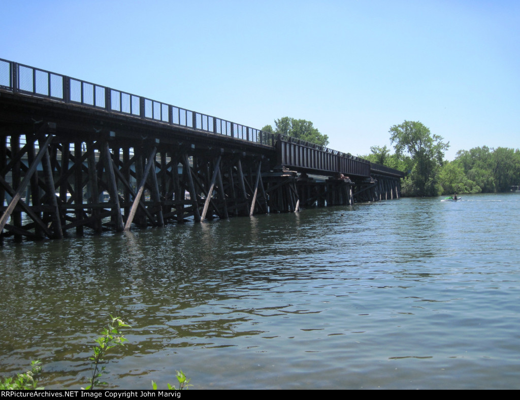 Ex GN Arcola Trestle at Crystal Bay