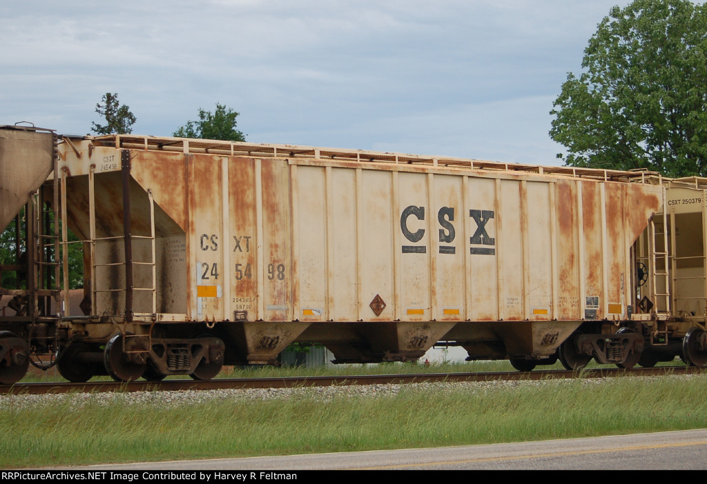 CSX covered hopper #245498 
