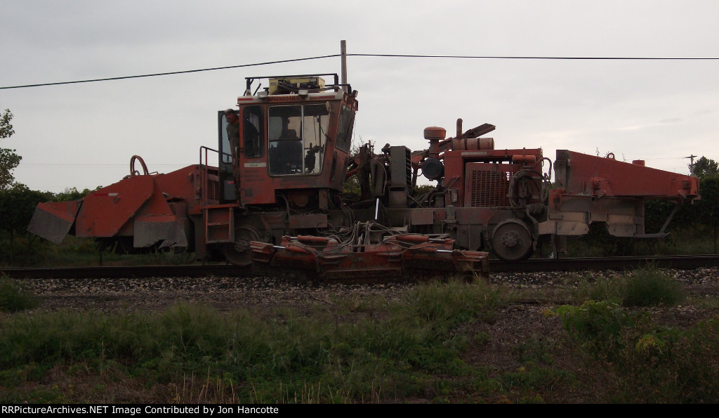 NS MOW track machines, NS upgrading track between BC and Kalamazoo