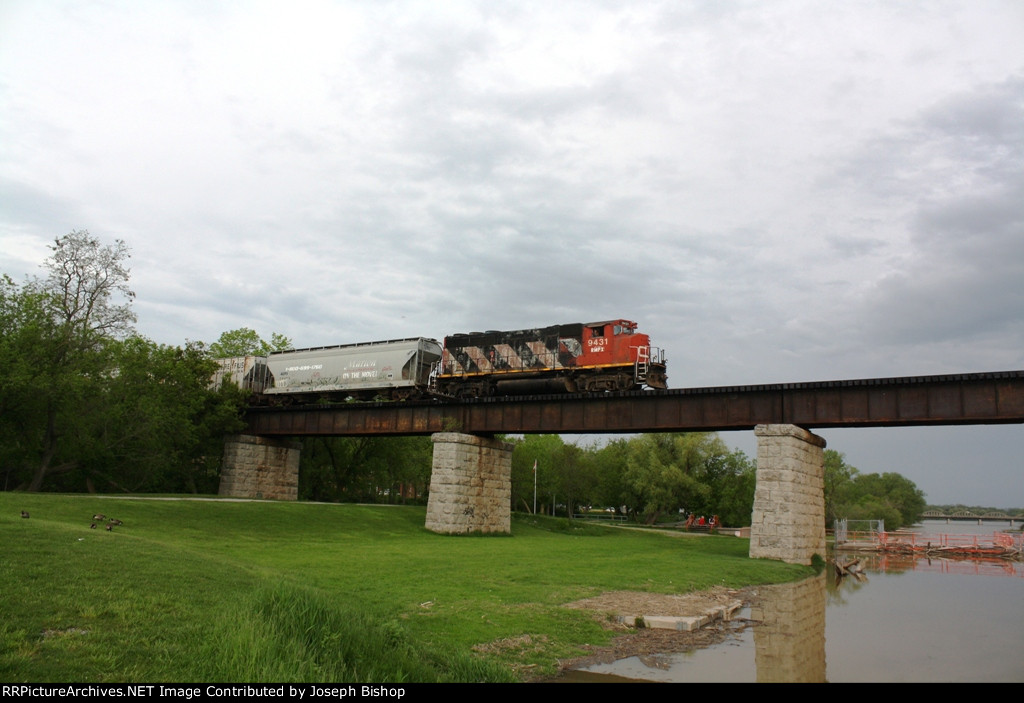 RMPX 9431 on the Bridge a