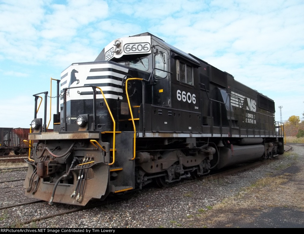 NS SD60 6606