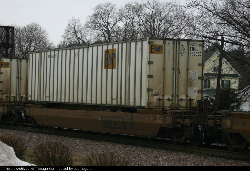EMHU 682658