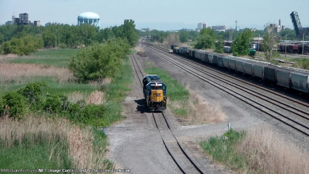 CSX Local going to the Mills