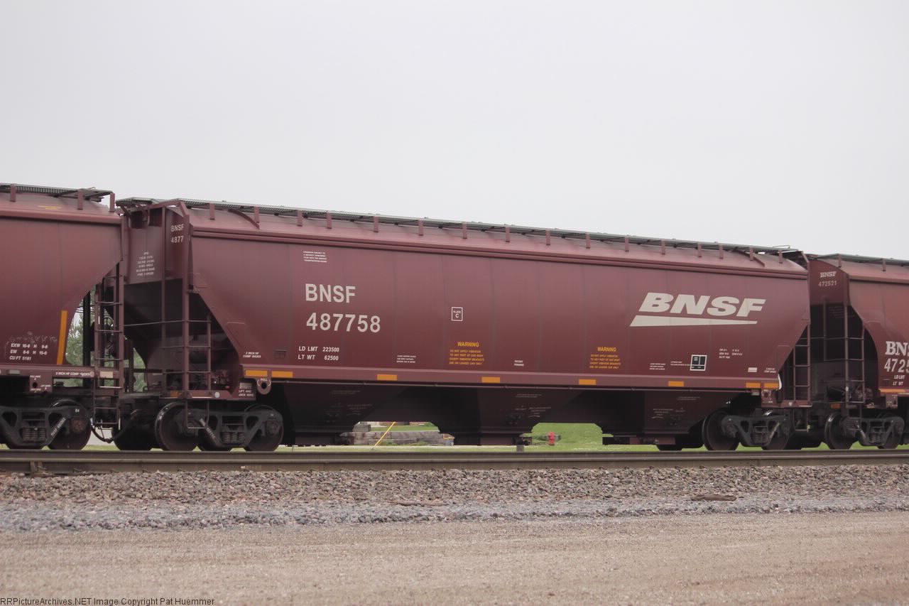 BNSF 487758