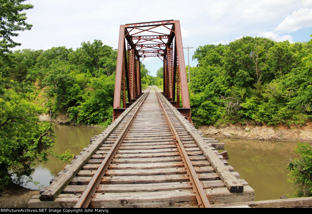 M&STL Bridge over Redwood River