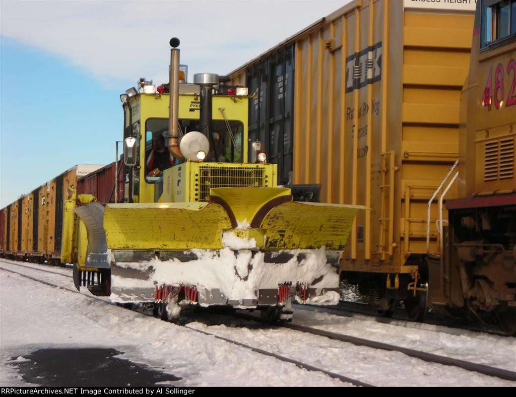 Union Pacific - Pyke "Snow Fighter" 