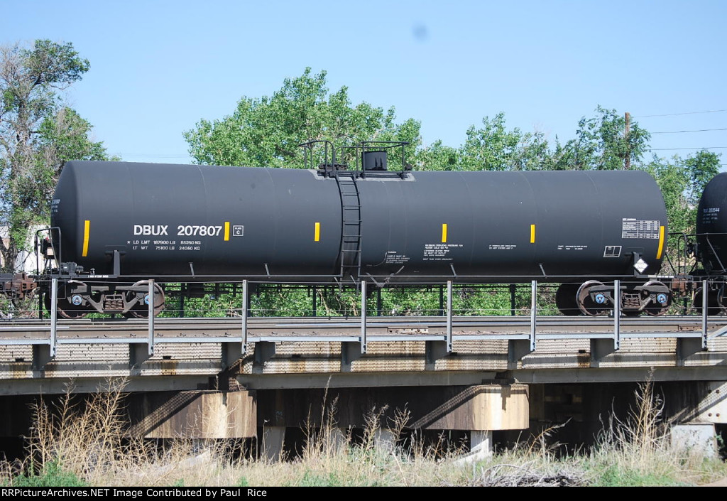 DBUX 207807