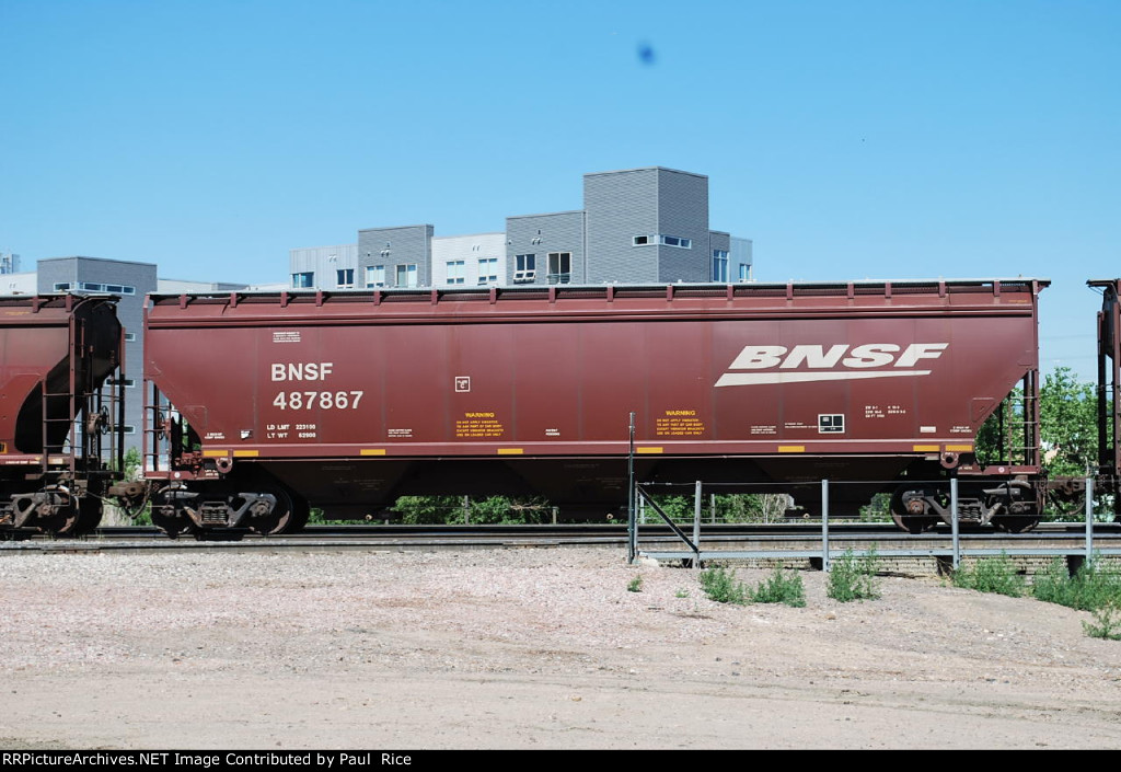 BNSF 487867