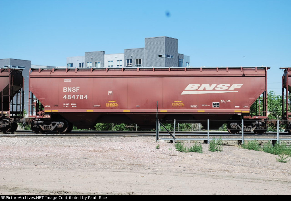 BNSF 484784