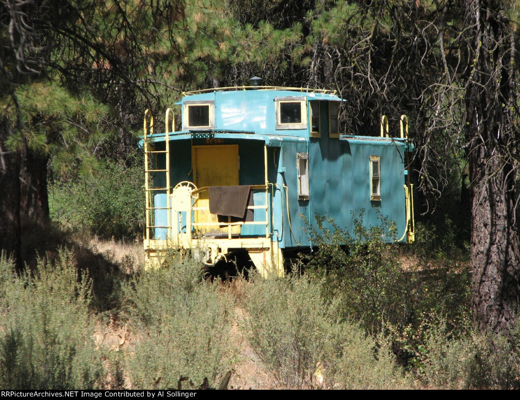 Unidentified Caboose at Train Mountain