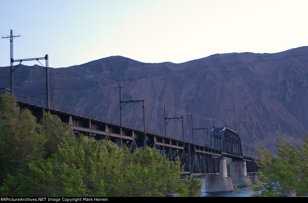 Columbia River Bridge