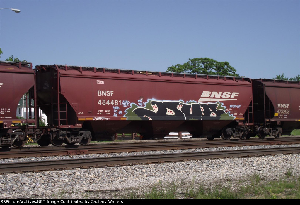 BNSF 484481