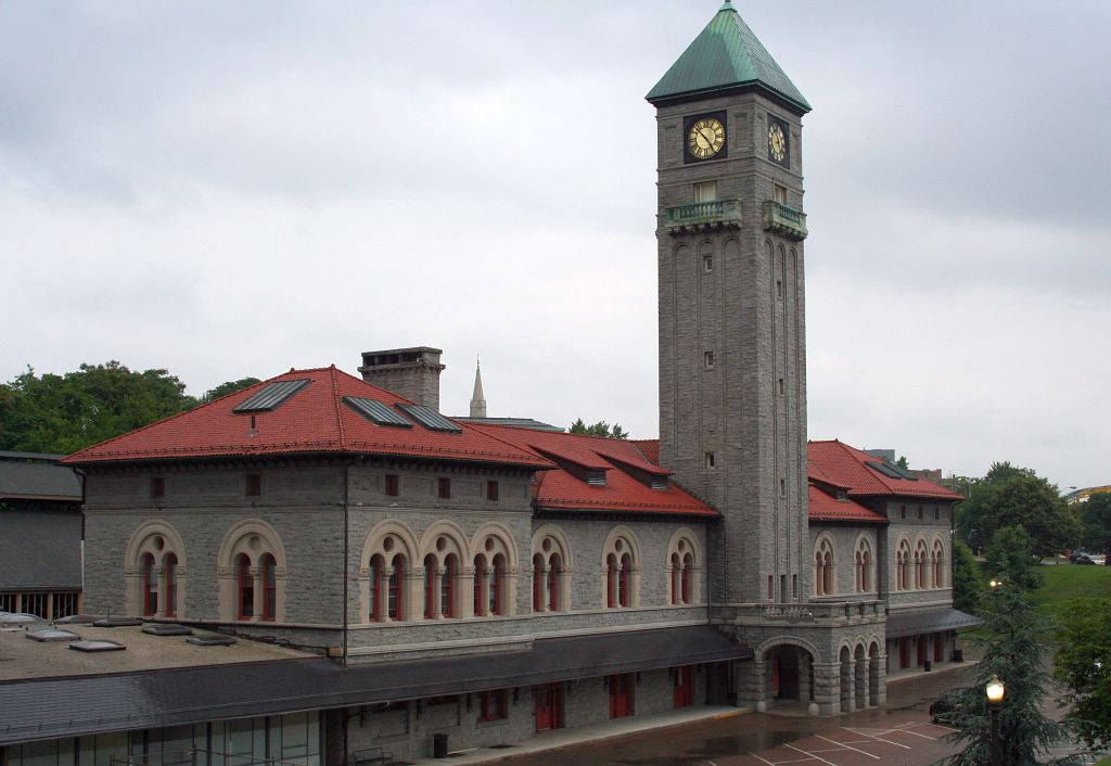 B&O Mt Royal passenger station