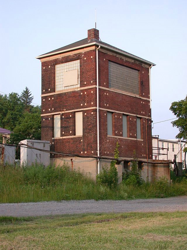 B&O interlocking tower?