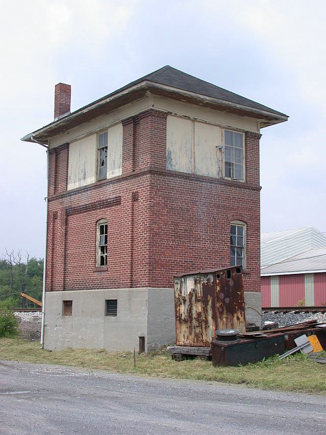 B&O interlocking tower