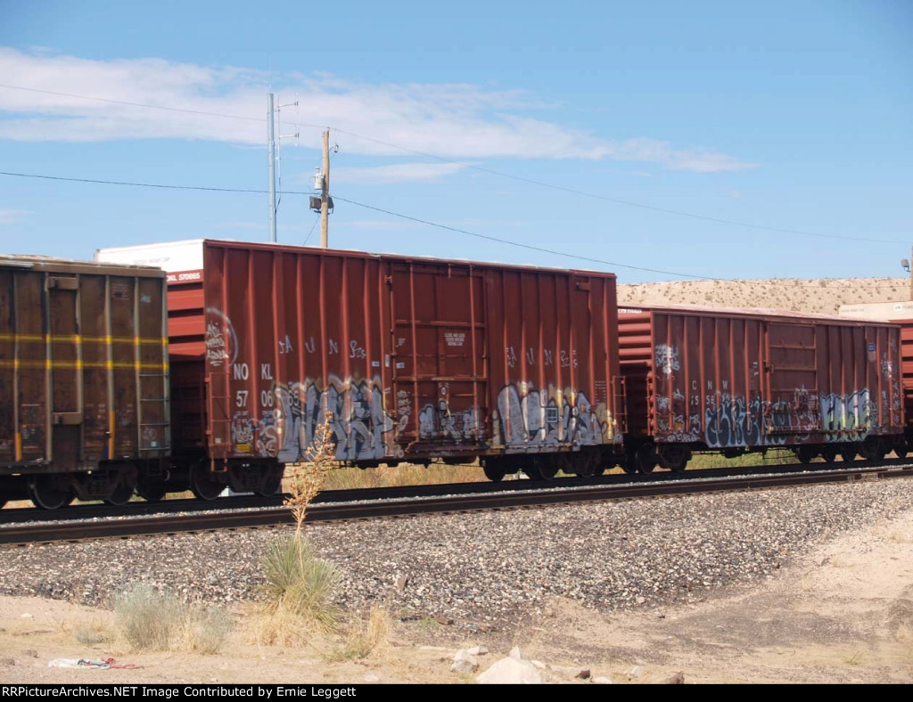 NOKL 570665 in an EB manifest at 10:49am