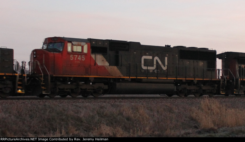 CN 5745 (2)