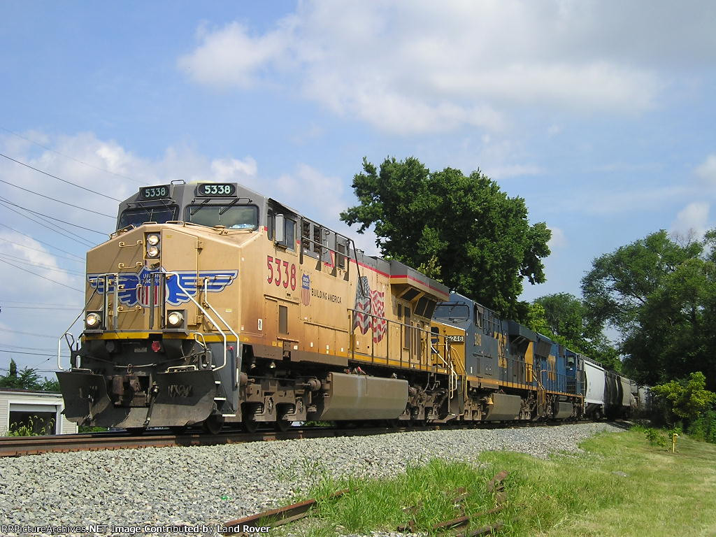 UP 5338 On CSX Q 687 Eastbound On The Jointline