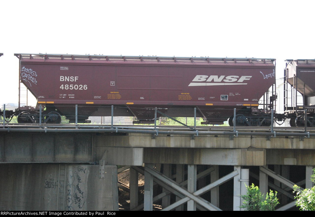BNSF 485026