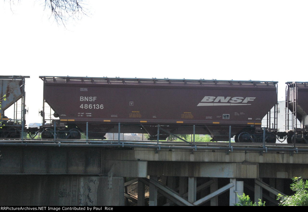 BNSF 486136