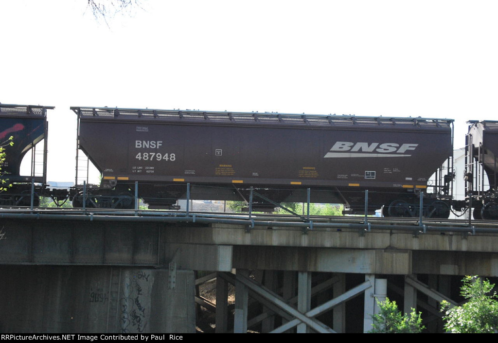BNSF 487948