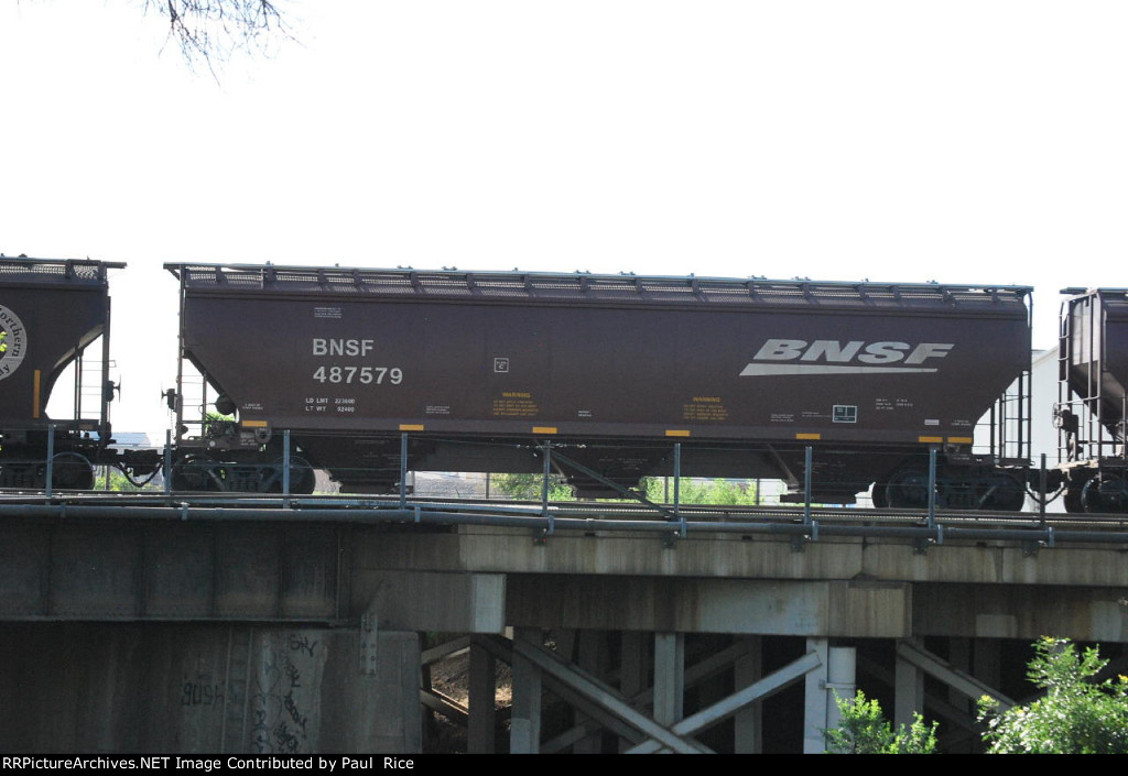 BNSF 487579