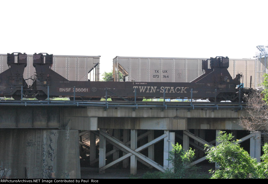 BNSF 236061