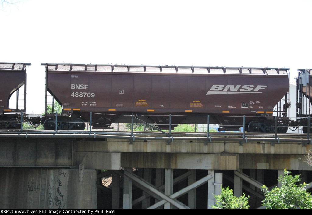 BNSF 488709