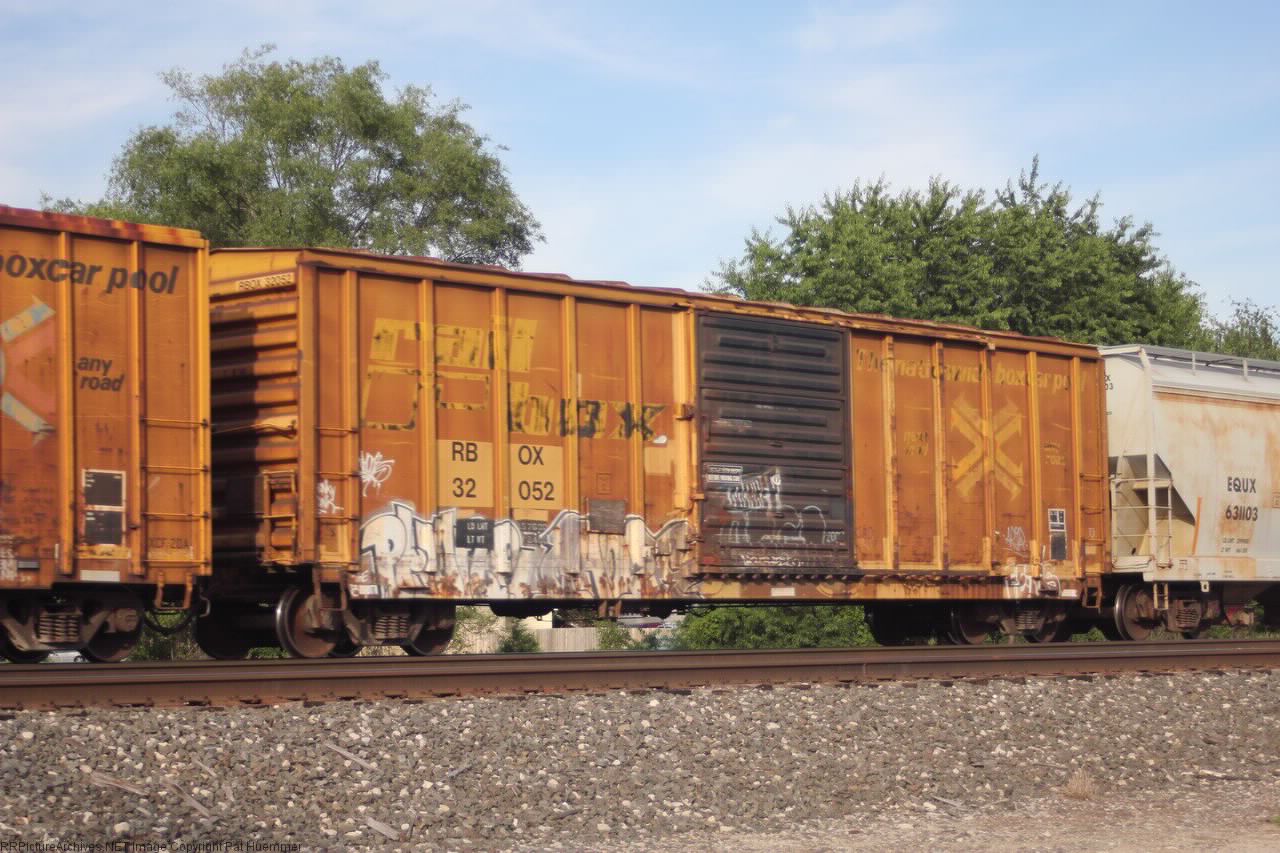 RBOX 32052